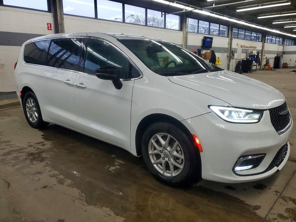 49336126 :رقم المزاد ، 2C4RC1BG8SR511883 vin ، 2025 Chrysler Pacifica مزاد بيع