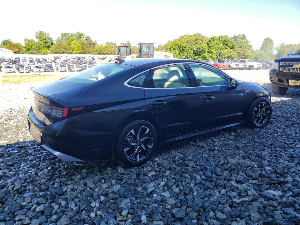 2025 Hyundai Sonata მანქანა იყიდება აუქციონზე, vin: KMHL64JA4SA468123, აუქციონის ნომერი: 51444926