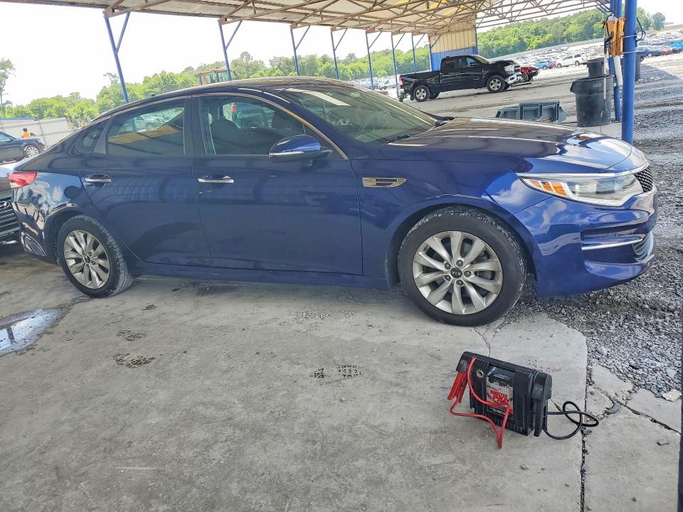 50878466 :رقم المزاد ، 5XXGT4L38HG162990 vin ، 2017 Kia Optima مزاد بيع