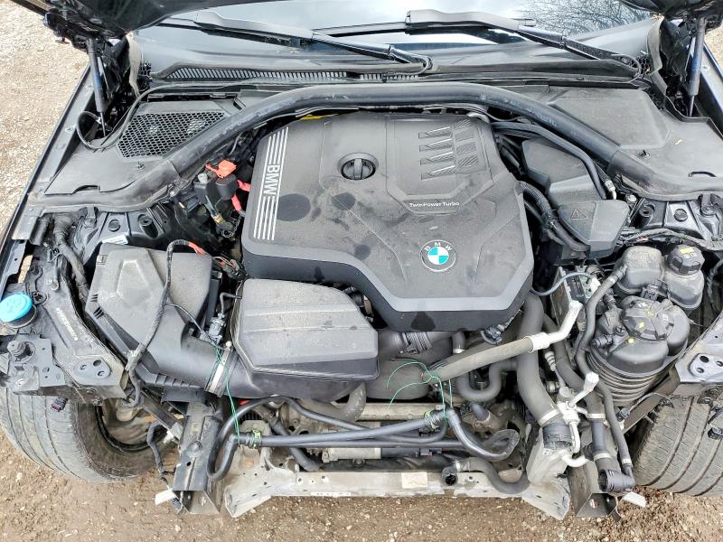 47922116 :رقم المزاد ، 3MW5R7J03M8B85821 vin ، 2021 Bmw 330xi مزاد بيع