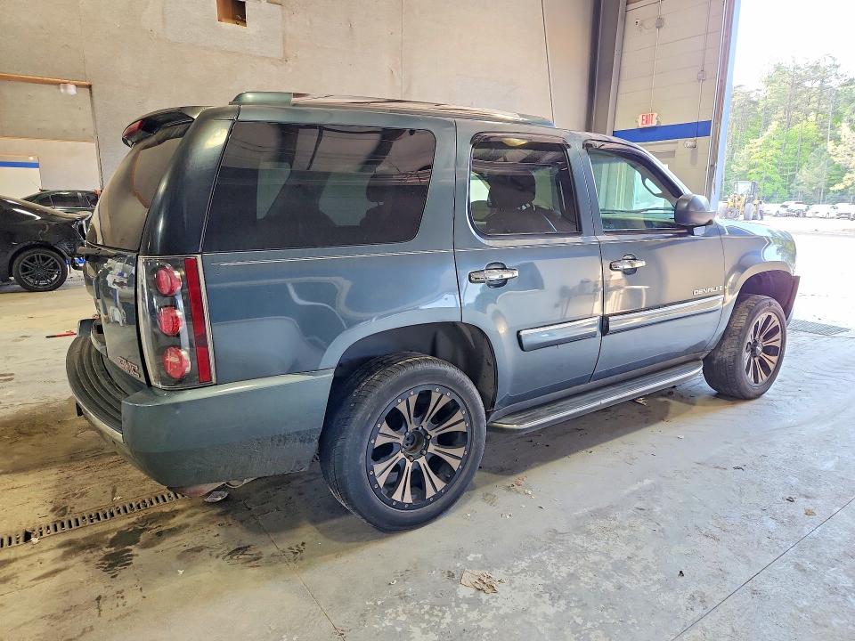51126436 :رقم المزاد ، 1GKFK63867J272277 vin ، 2007 Gmc Yukon مزاد بيع