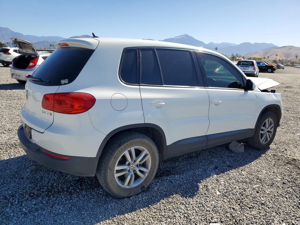 49675526 :رقم المزاد ، WVGAV3AX6EW576498 vin ، 2014 Volkswagen Tiguan مزاد بيع