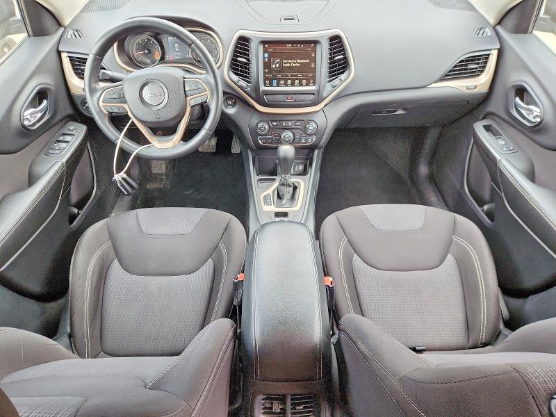 52076946 :رقم المزاد ، 1C4PJLCS7FW531728 vin ، 2015 Jeep Cherokee مزاد بيع