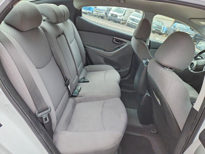 51769296 :رقم المزاد ، 5NPDH4AE1FH633114 vin ، 2015 Hyundai Elantra مزاد بيع