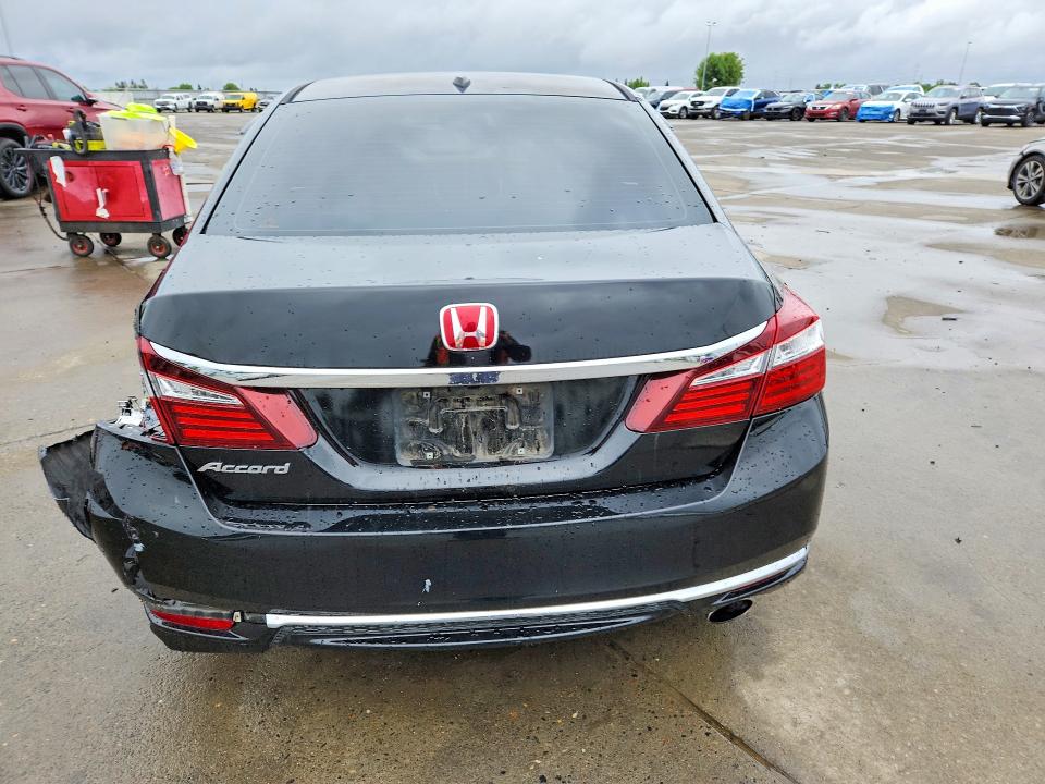 50769656 :رقم المزاد ، 1HGCR2F82GA094786 vin ، 2016 Honda Accord مزاد بيع
