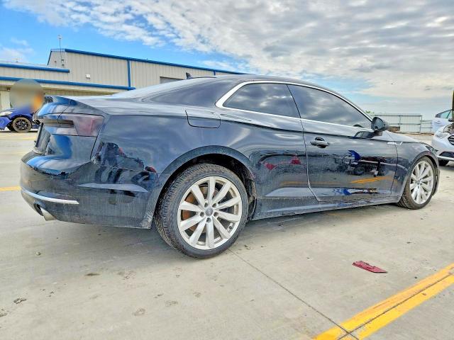 49531256 :رقم المزاد ، WAUPNAF55JA001842 vin ، 2018 Audi A5 مزاد بيع