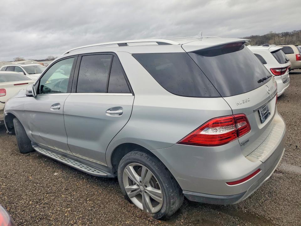 Продажа на аукционе авто 2015 Mercedes-benz Ml, vin: 4JGDA5HB3FA499943, номер лота: 47946056