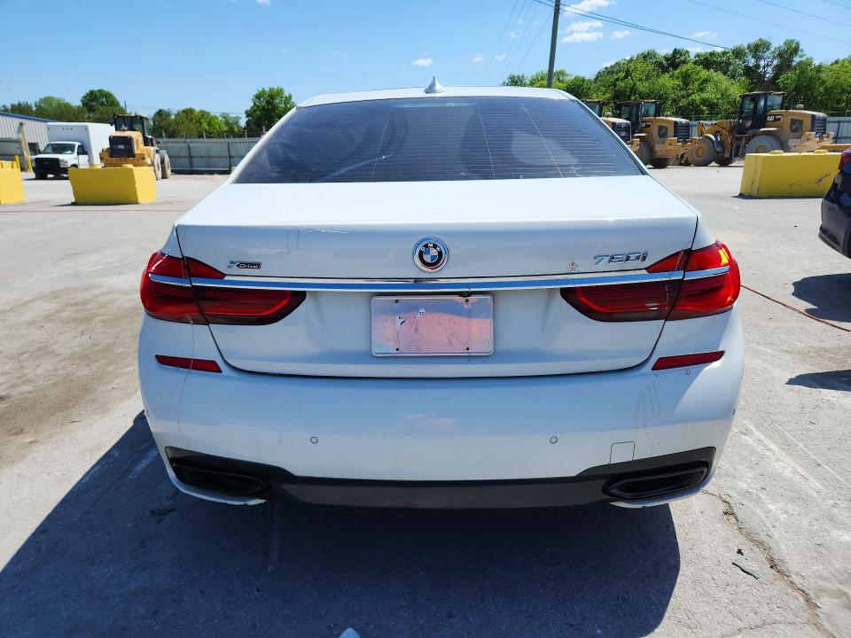 50825606 :رقم المزاد ، WBA7F2C50GG416256 vin ، 2016 Bmw 750 مزاد بيع
