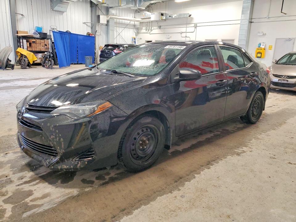 Продажа на аукционе авто 2018 Toyota Corolla, vin: 2T1BURHE1JC091076, номер лота: 49761196
