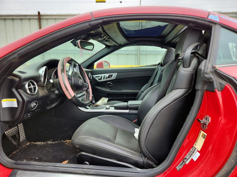 51153646 :رقم المزاد ، WDDPK4HA0DF057059 vin ، 2013 Mercedes-benz Slk مزاد بيع