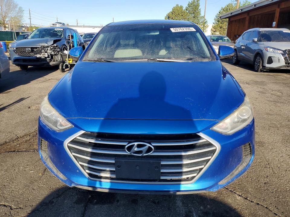 50762396 :رقم المزاد ، 5NPD84LF8JH281955 vin ، 2018 Hyundai Elantra مزاد بيع