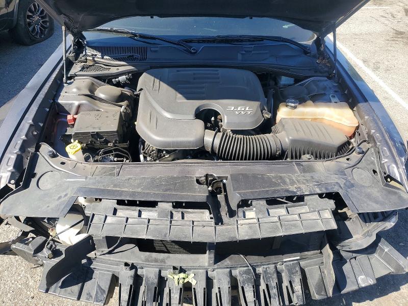 49342566 :رقم المزاد ، 2C3CDZJGXNH174716 vin ، 2022 Dodge Challenger مزاد بيع