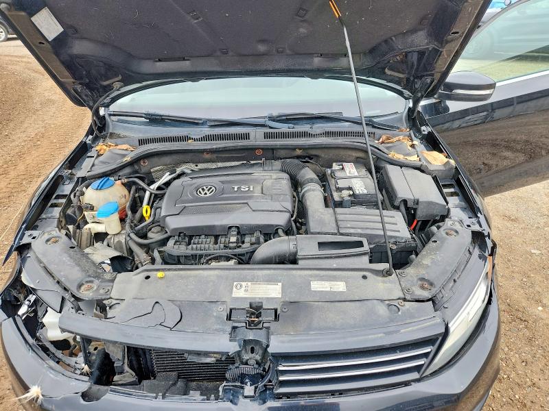 51796886 :رقم المزاد ، 3VWD07AJ4EM440080 vin ، 2014 Volkswagen Jetta مزاد بيع