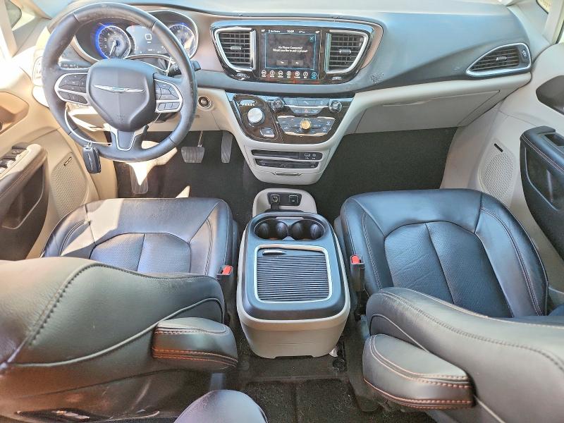 Продаж на аукціоні авто 2018 Chrysler Pacifica, vin: 2C4RC1EG7JR271302, номер лоту: 49750726