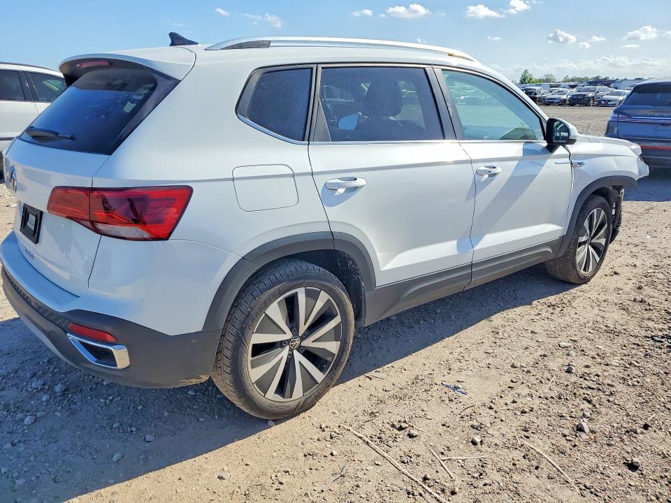 Продажа на аукционе авто 2023 Volkswagen Taos, vin: 3VVSX7B2XPM339322, номер лота: 48852976