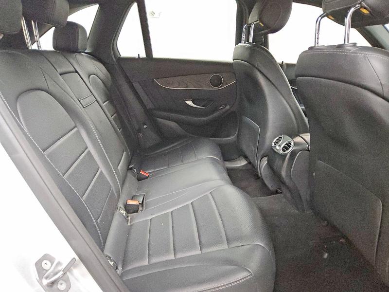 47478926 :رقم المزاد ، WDC0G4KB1JV087732 vin ، 2018 Mercedes-benz Glc مزاد بيع