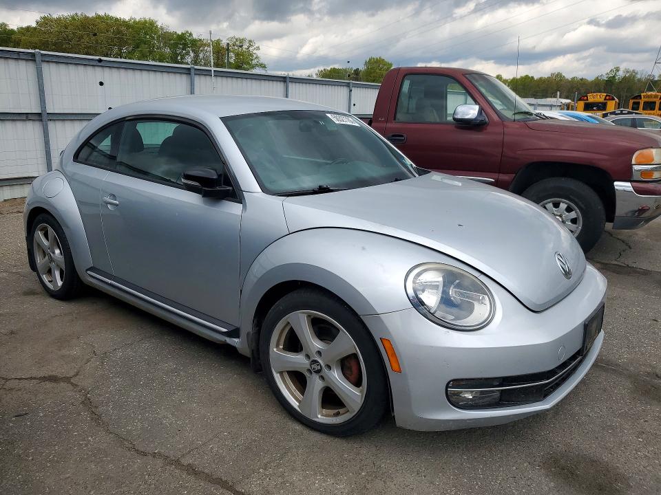 50327786 :رقم المزاد ، 3VW4A7AT2CM633730 vin ، 2012 Volkswagen Beetle مزاد بيع