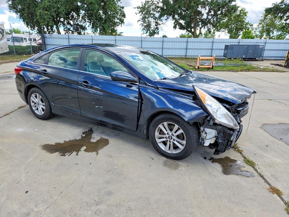 50953496 :رقم المزاد ، 5NPEB4AC6DH538274 vin ، 2013 Hyundai Sonata مزاد بيع