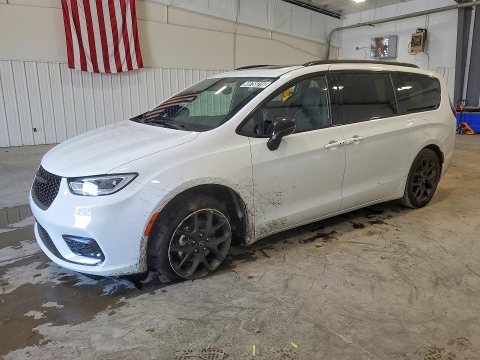 2026 Chrysler Pacifica მანქანა იყიდება აუქციონზე, vin: 2C4RC1GG5TR170002, აუქციონის ნომერი: 49750216