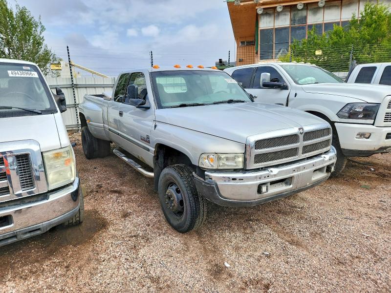 51530136 :رقم المزاد ، 1B7MF33681J203859 vin ، 2001 Dodge Ram 3500 مزاد بيع