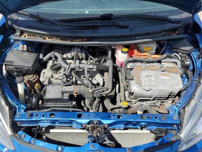 51672206 :رقم المزاد ، JTDKDTB30F1101824 vin ، 2015 Toyota Prius C مزاد بيع