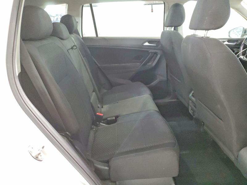 51489046 :رقم المزاد ، 3VV2B7AX7MM098942 vin ، 2021 Volkswagen Tiguan مزاد بيع