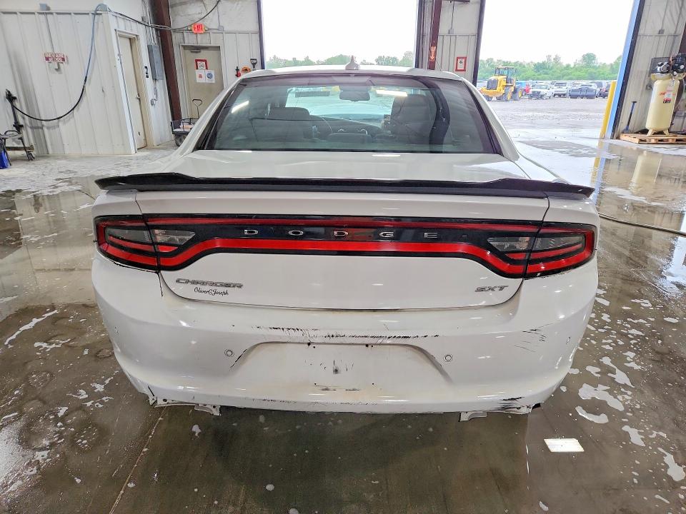 Продажа на аукционе авто 2015 Dodge Charger, vin: 2C3CDXHG9FH856482, номер лота: 51500036