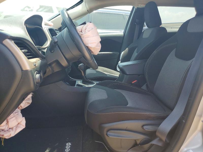 51053116 :رقم المزاد ، 1C4PJLAB5FW620460 vin ، 2015 Jeep Cherokee مزاد بيع