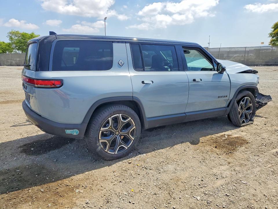 51126866 :رقم المزاد ، 7PDSGBBA8SN063514 vin ، 2025 Rivian R1s مزاد بيع