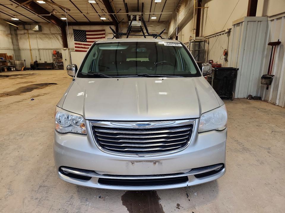 50497366 :رقم المزاد ، 2A4RR8DG1BR785568 vin ، 2011 Chrysler Town & Country مزاد بيع