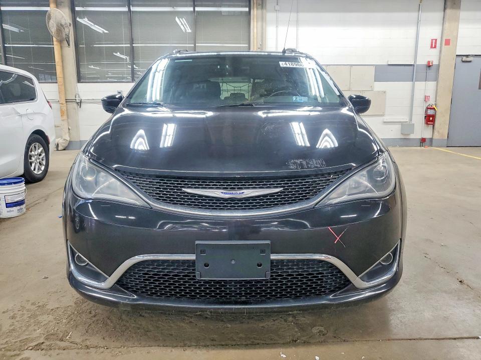 Продаж на аукціоні авто 2019 Chrysler Pacifica, vin: 2C4RC1BG3KR577340, номер лоту: 41896006