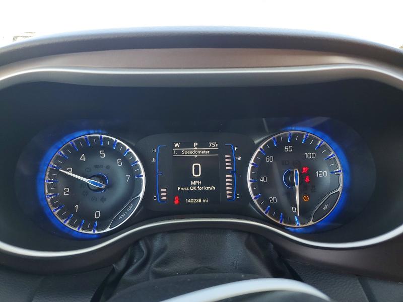 50014806 :رقم المزاد ، 2C4RC1DG5LR195809 vin ، 2020 Chrysler Voyager مزاد بيع