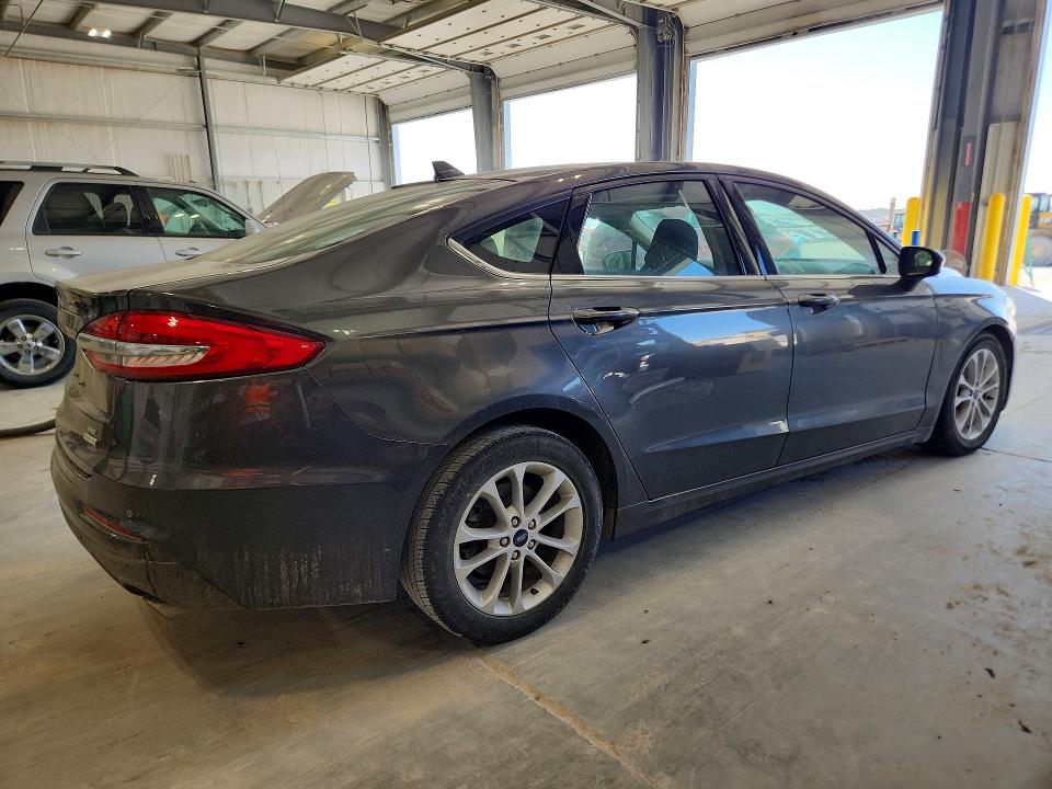 49379146 :رقم المزاد ، 3FA6P0HD5LR255167 vin ، 2020 Ford Fusion مزاد بيع