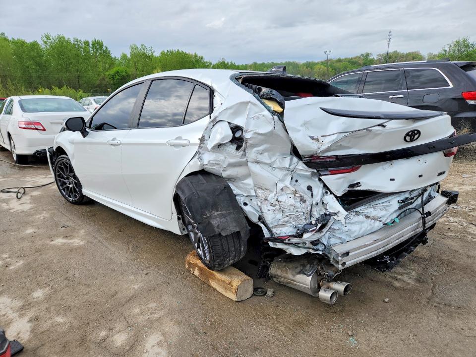 Продажа на аукционе авто 2025 Toyota Camry, vin: 4T1DBADKXSU525670, номер лота: 49646696