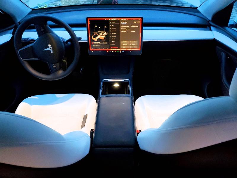 2025 Tesla Model Y მანქანა იყიდება აუქციონზე, vin: 7SAYGDED5SF255624, აუქციონის ნომერი: 47761166