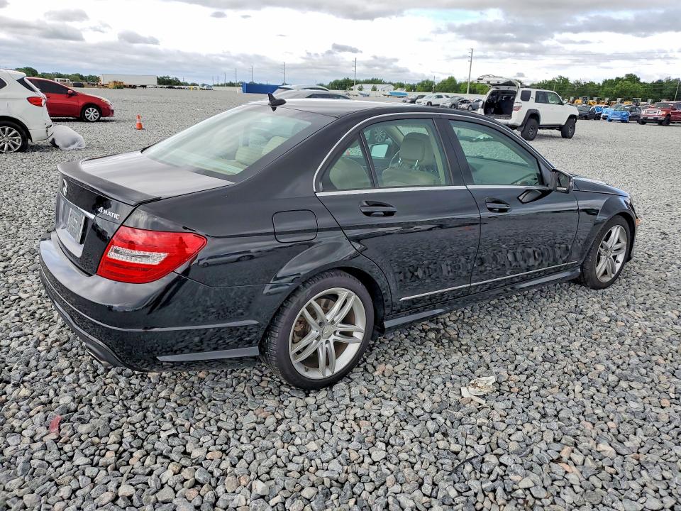 52748216 :رقم المزاد ، WDDGF8AB0EG159245 vin ، 2014 Mercedes Benz C مزاد بيع