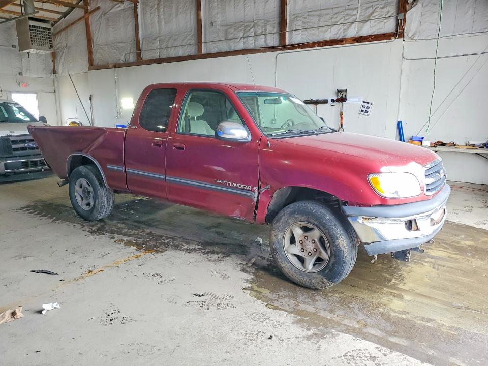 50062586 :رقم المزاد ، 5TBBT4412YS033044 vin ، 2000 Toyota Tundra مزاد بيع