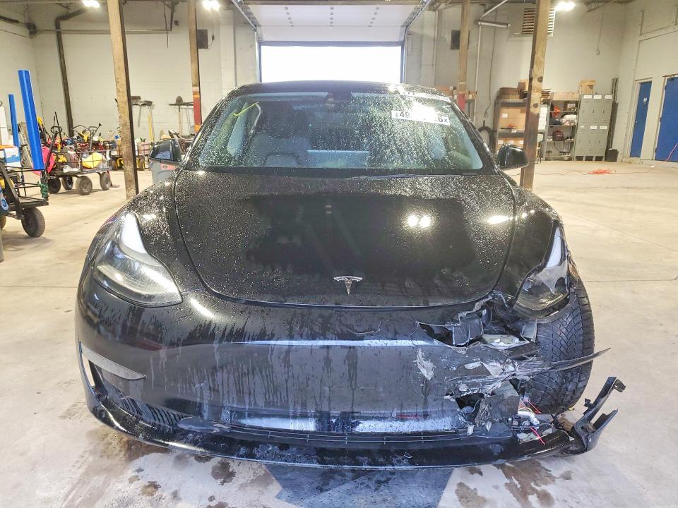 Продажа на аукционе авто 2022 Tesla Model 3, vin: 5YJ3E1EA8NF322402, номер лота: 49296126