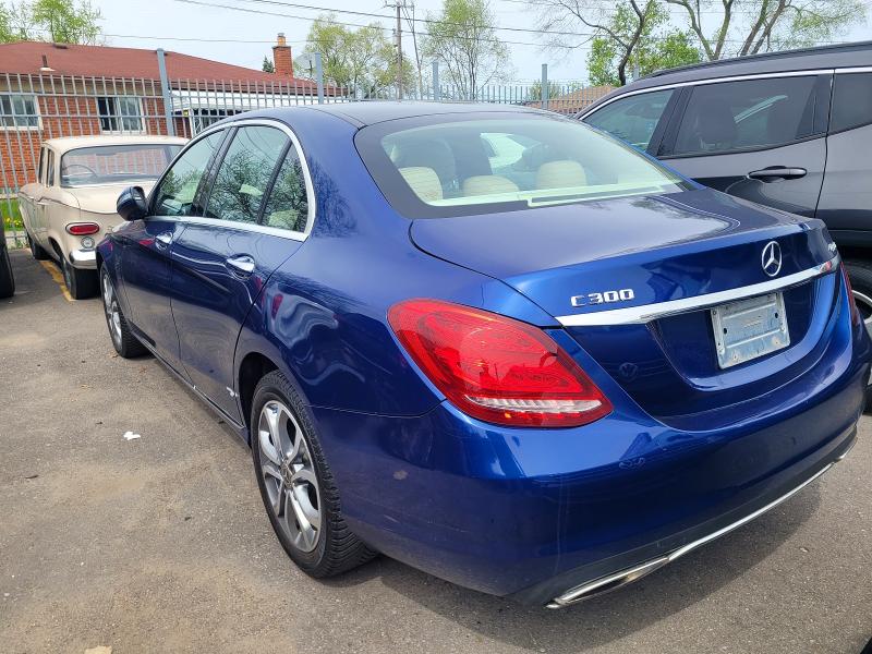 51319076 :رقم المزاد ، 55SWF4KB2JU260741 vin ، 2018 Mercedes-benz C مزاد بيع