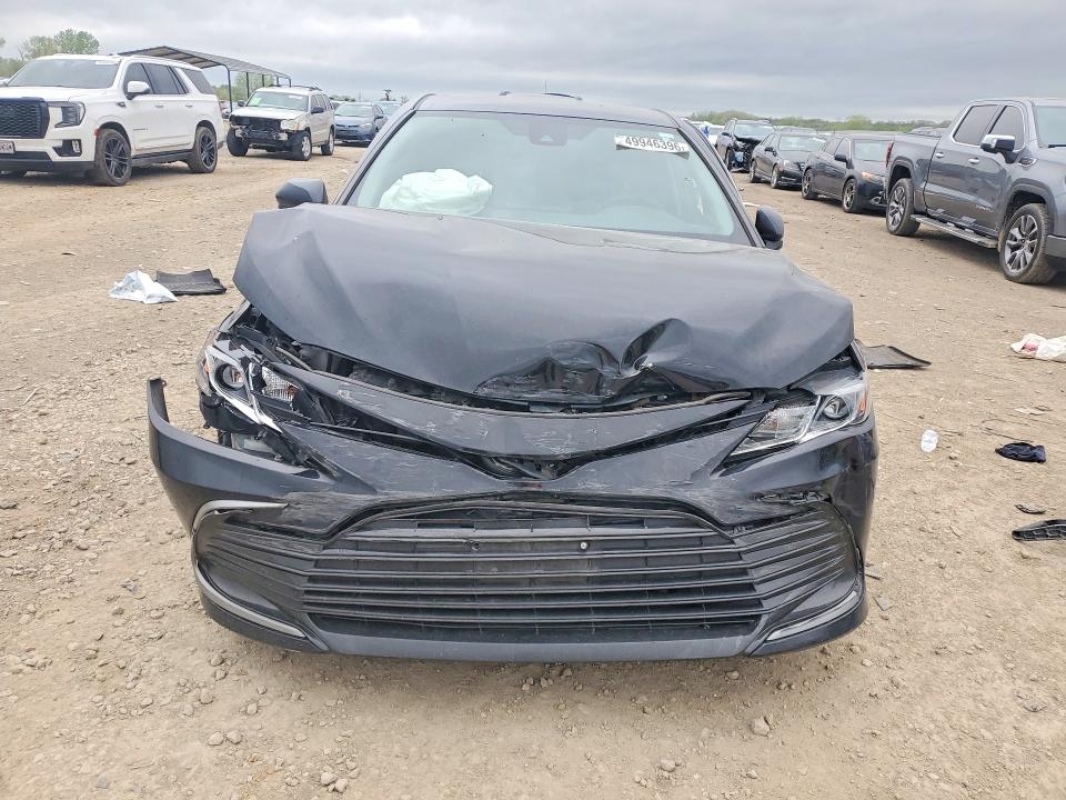Продаж на аукціоні авто 2022 Toyota Camry, vin: 4T1C11AKXNU650661, номер лоту: 49946396