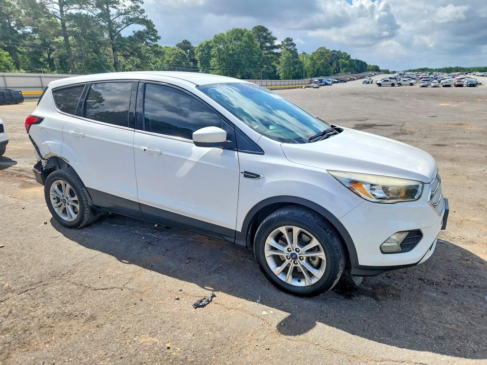 2019 Ford Escape მანქანა იყიდება აუქციონზე, vin: 1FMCU9G91KUB66609, აუქციონის ნომერი: 50172306