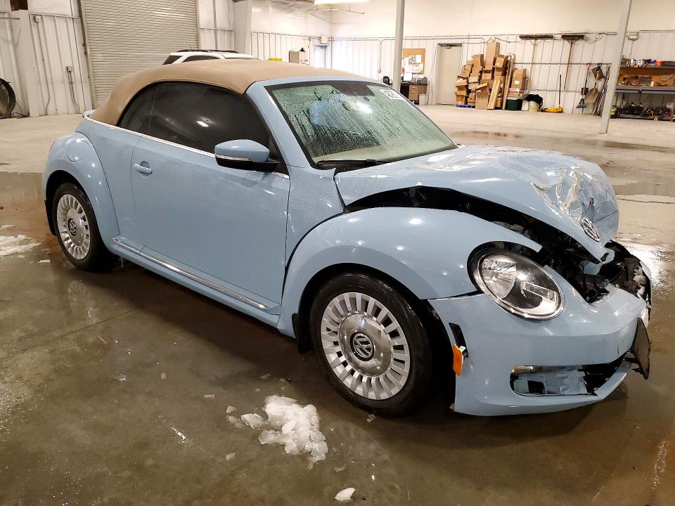 48798796 :رقم المزاد ، 3VW5X7AT5EM801057 vin ، 2014 Volkswagen Beetle مزاد بيع