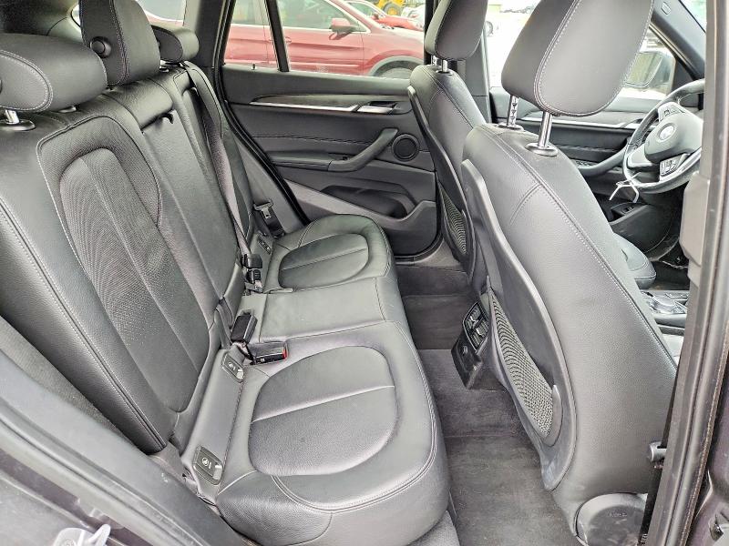 51988326 :رقم المزاد ، WBXHT3Z3XH4A65490 vin ، 2017 Bmw X1 مزاد بيع