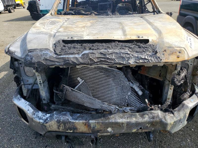 50275496 :رقم المزاد ، 1GT49NEY0LF121244 vin ، 2020 Gmc Sierra مزاد بيع