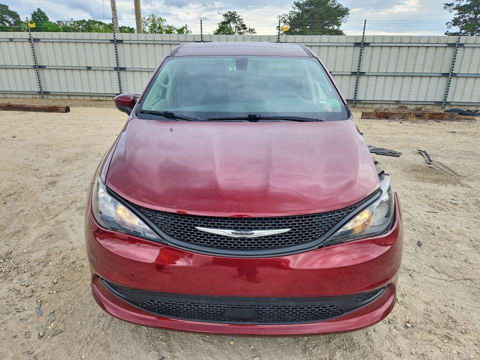 Продаж на аукціоні авто 2022 Chrysler Voyager, vin: 2C4RC1CG7NR223615, номер лоту: 51880566