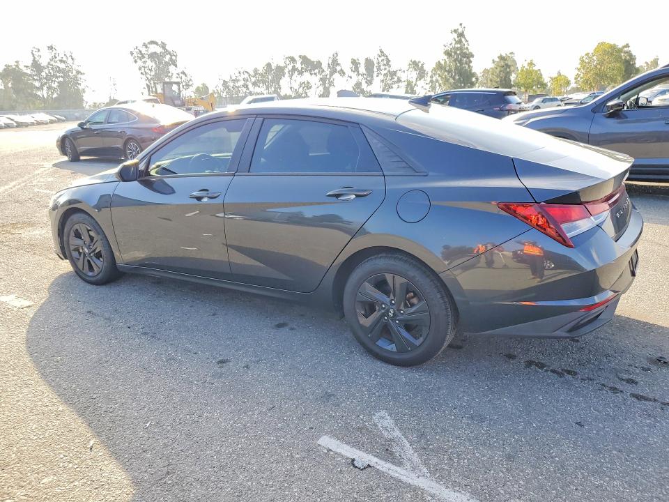 2022 Hyundai Elantra მანქანა იყიდება აუქციონზე, vin: 5NPLM4AG1NH063445, აუქციონის ნომერი: 51907156