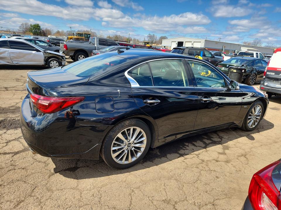 Продажа на аукционе авто 2018 Infiniti Q50, vin: JN1EV7AR2JM430266, номер лота: 49193826
