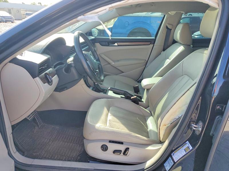 2020 Volkswagen Passat მანქანა იყიდება აუქციონზე, vin: 1VWCA7A38LC009895, აუქციონის ნომერი: 49889786