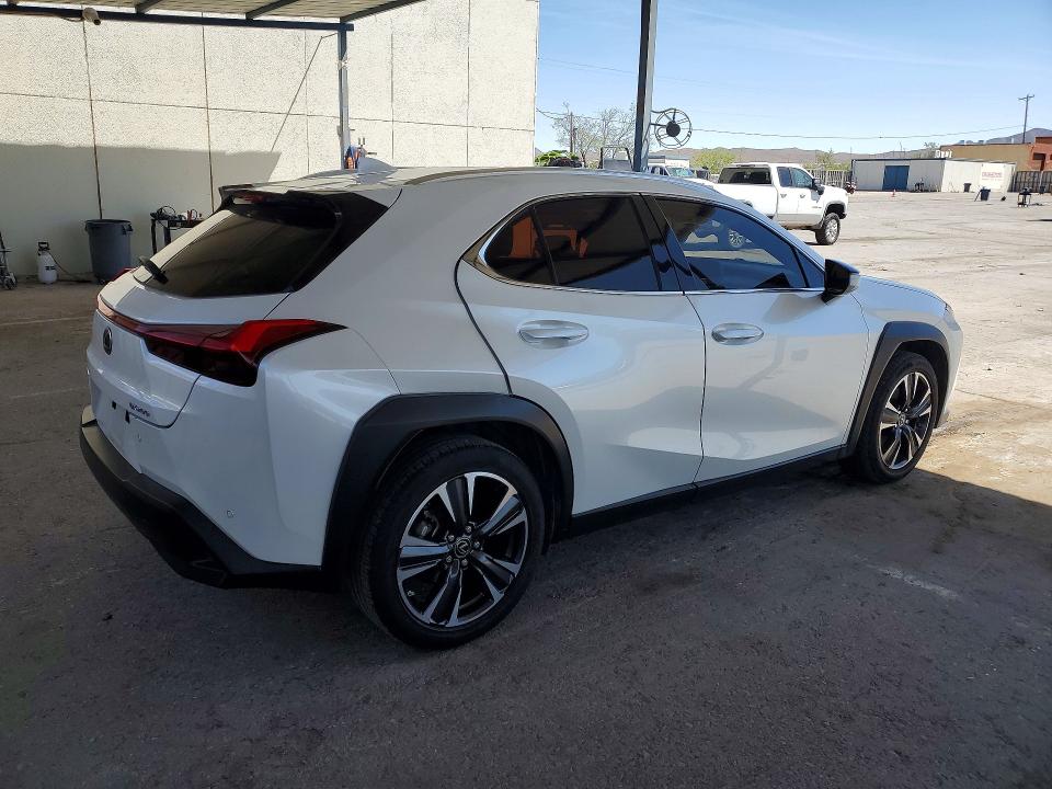 Продажа на аукционе авто 2020 Lexus Ux, vin: JTHX3JBH5L2030116, номер лота: 51030346