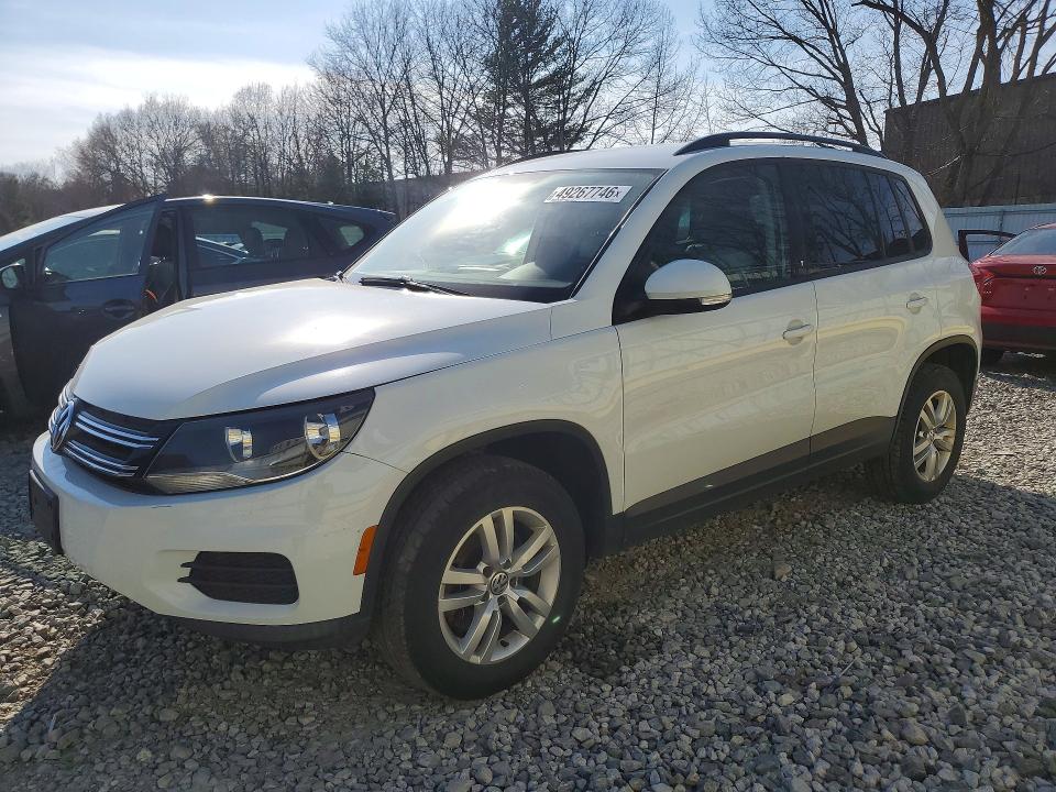 Auction sale of the 2017 Volkswagen Tiguan, vin: WVGBV7AX0HK035339, lot number: 49267746